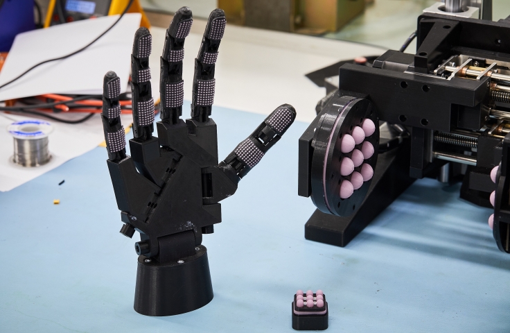 Tactile Sensing for Dexterous Robotic Manipulation